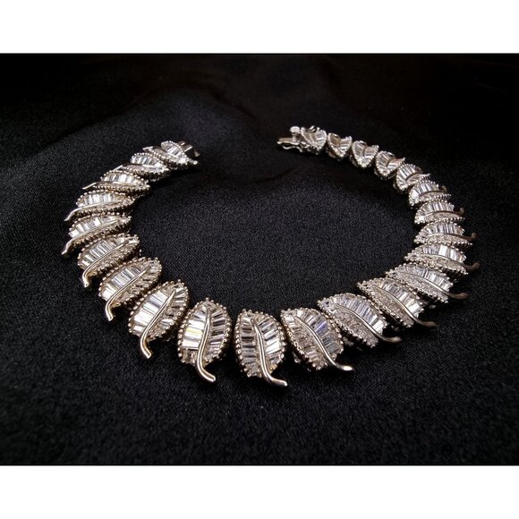 925 Sterling Silver Leaf Motif Bracelet With FZN Signature - Picture 3 of 5